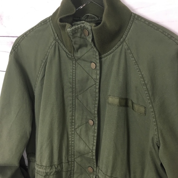 Gap Women’s Utility Bomber Jacket XS Petite - Picture 6 of 12